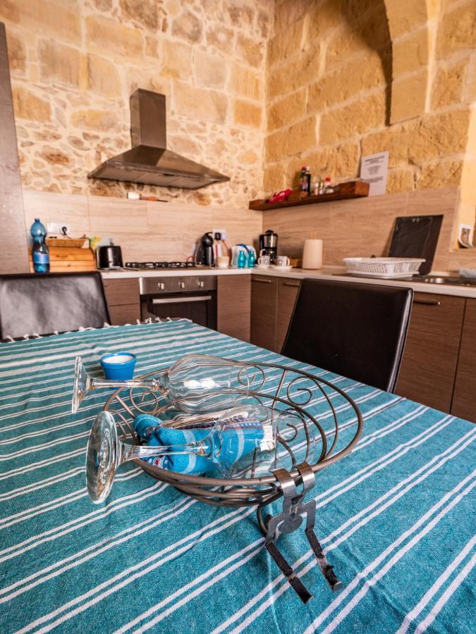 250 Yo Tal-Bambinu Boutique Farmhouse Xagħra Екстериор снимка